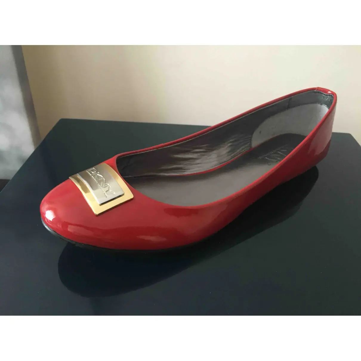 Patent leather ballet flats Dkny