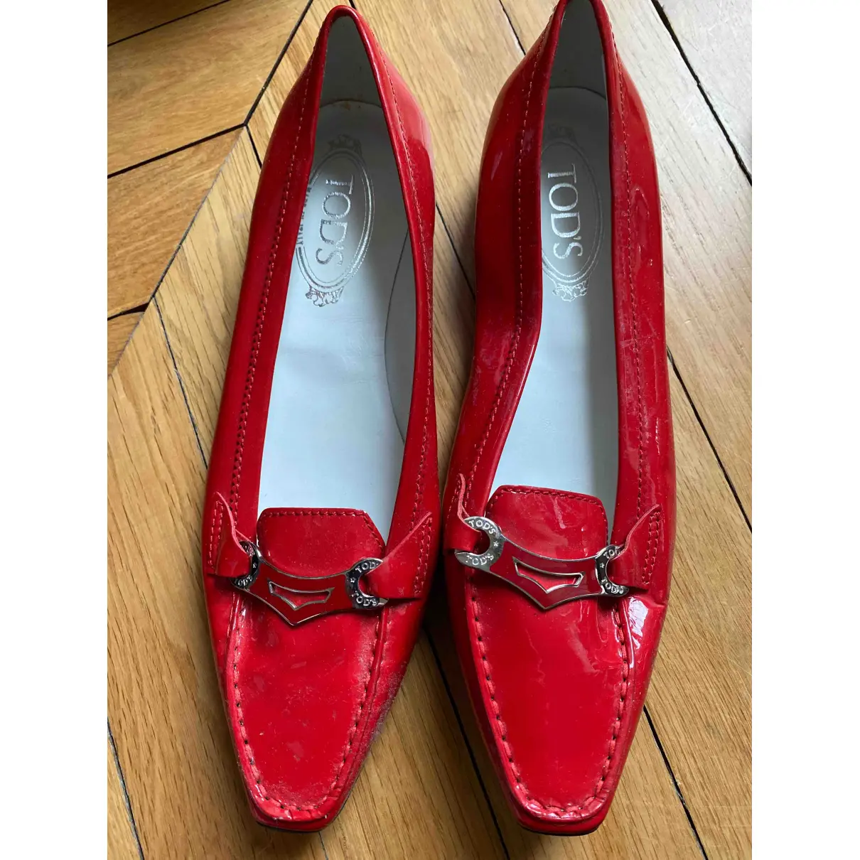 Buy Tod's Gommino patent leather flats online