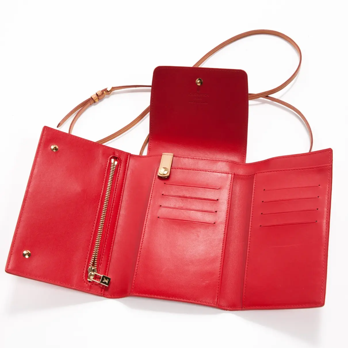 Buy Louis Vuitton Patent leather clutch online