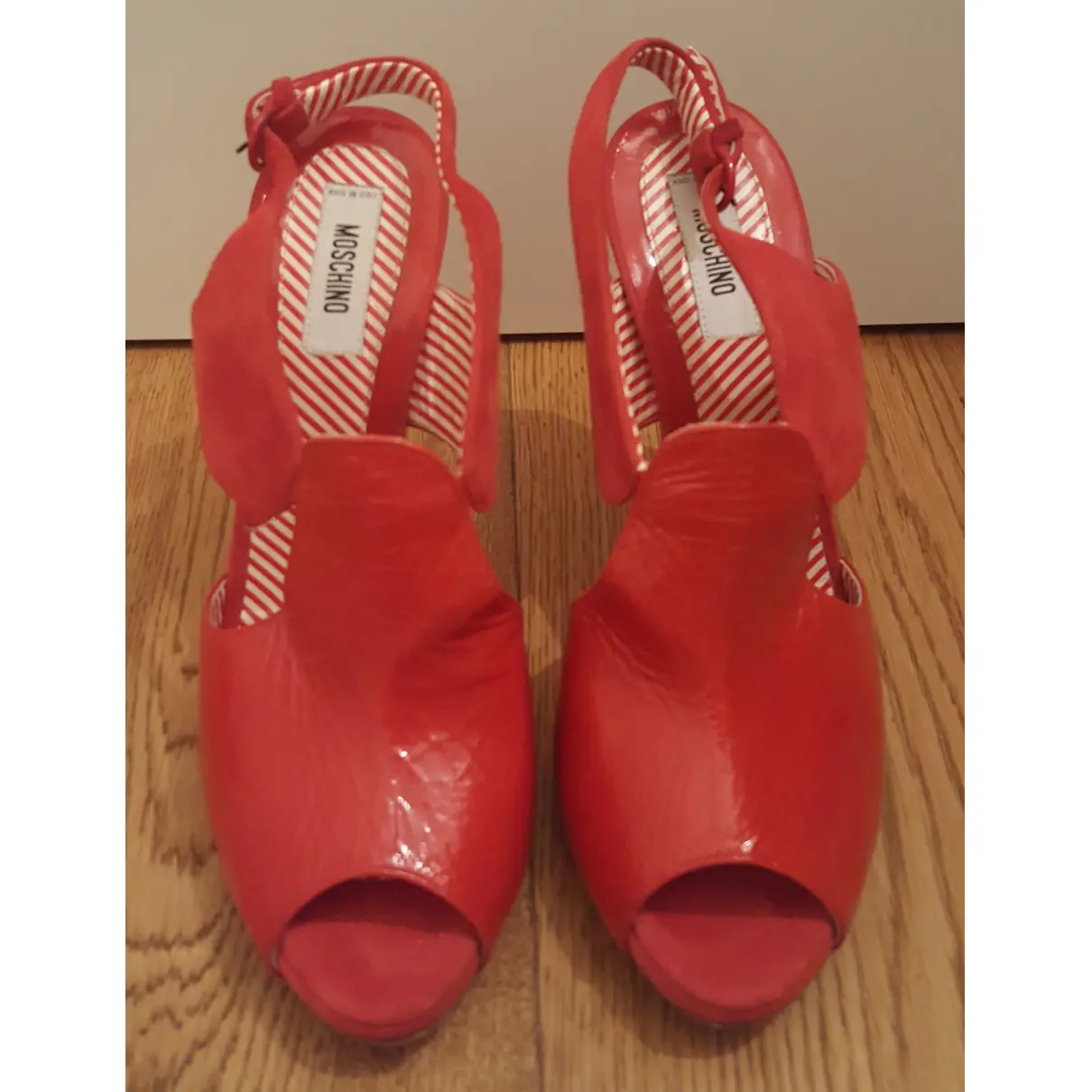 Patent leather heels Moschino - Vintage