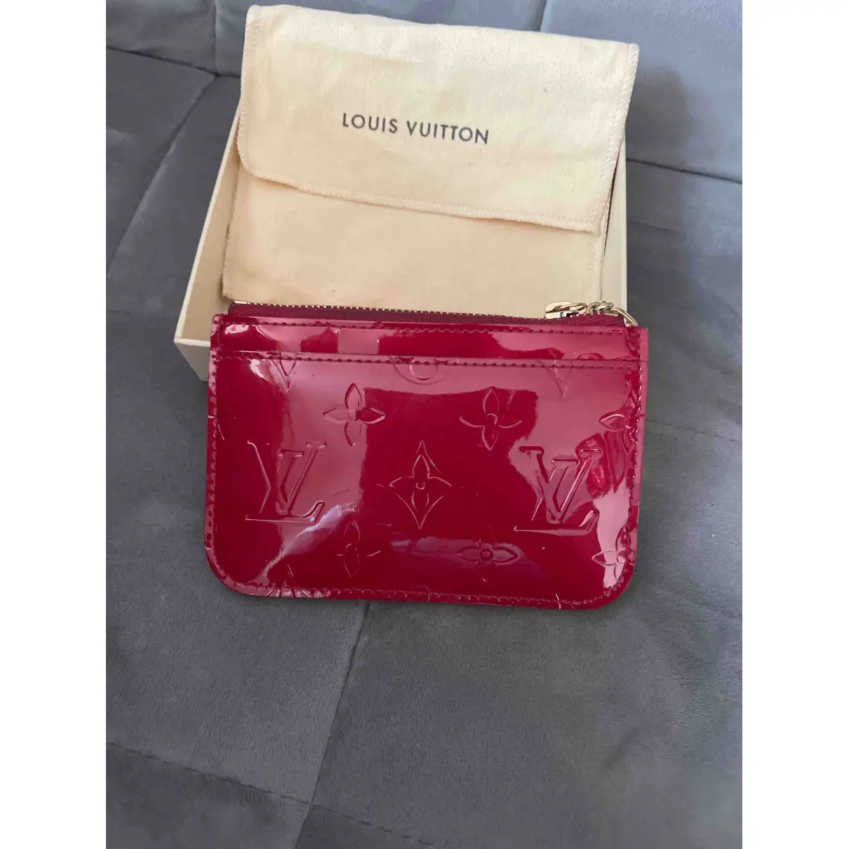 Buy Louis Vuitton Vénus patent leather wallet online