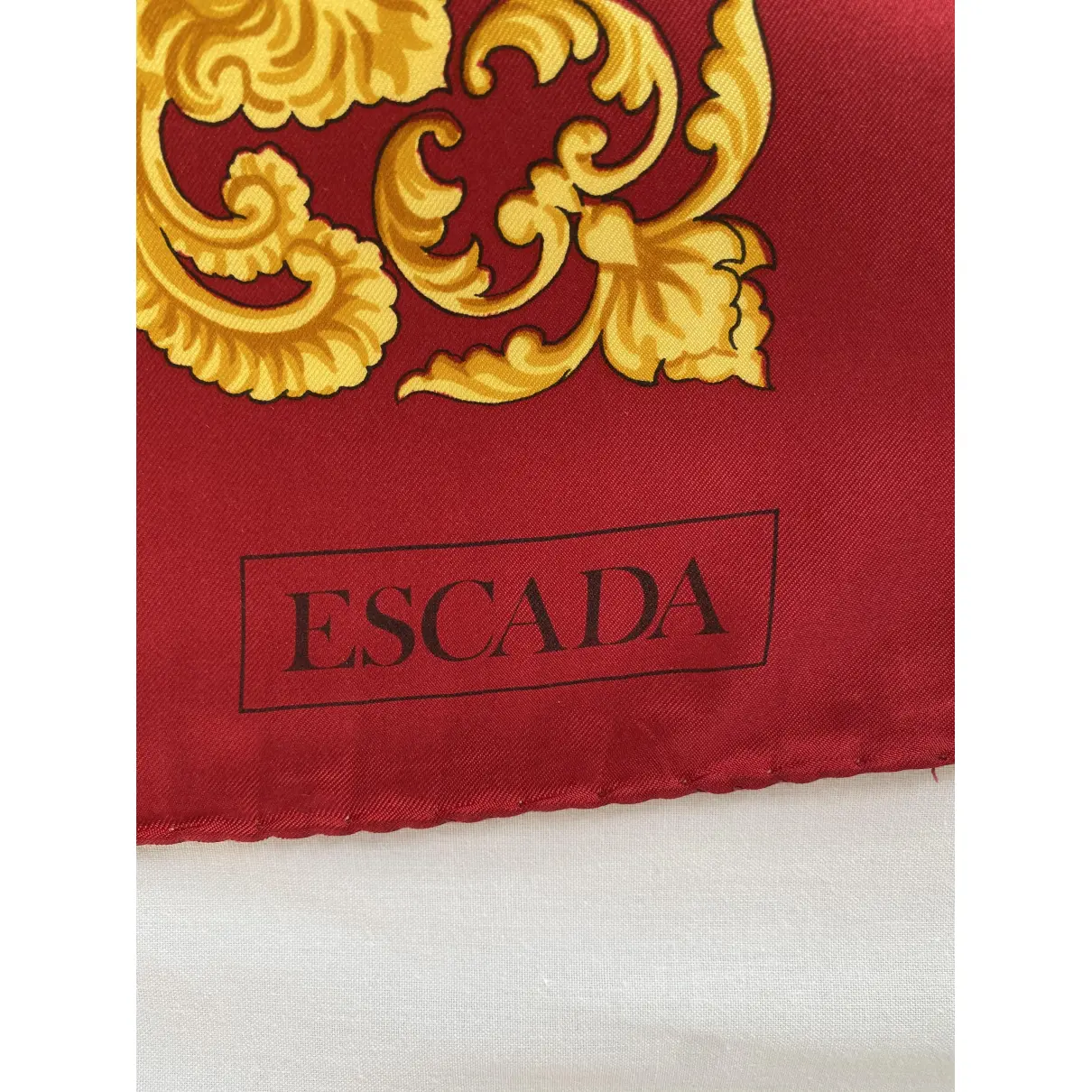 Luxury Escada Scarves Women