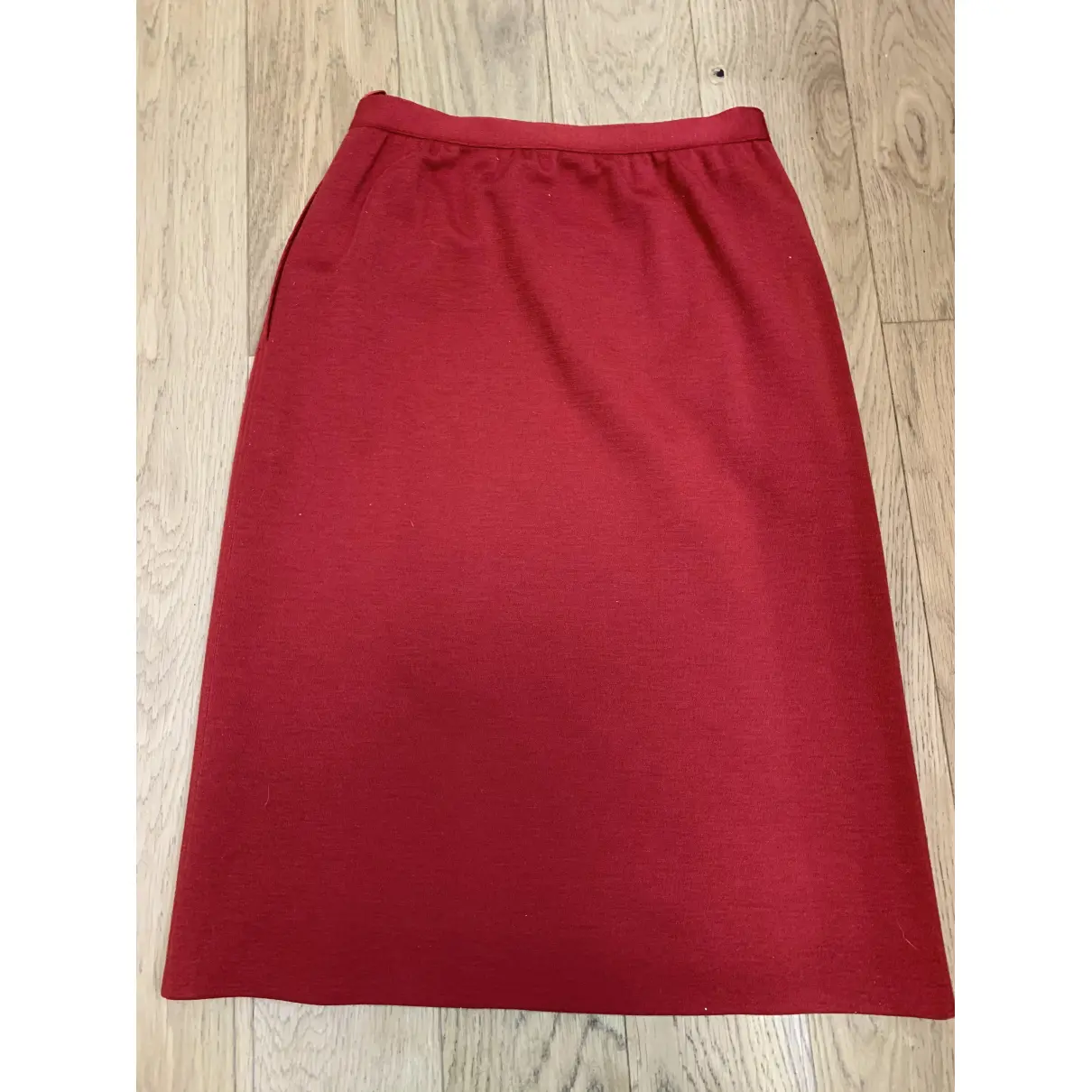 Buy Chanel Wool mid-length skirt online - Vintage
