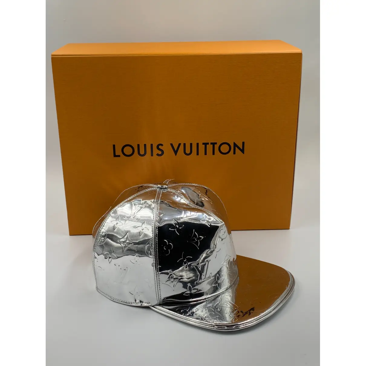 Hat Louis Vuitton