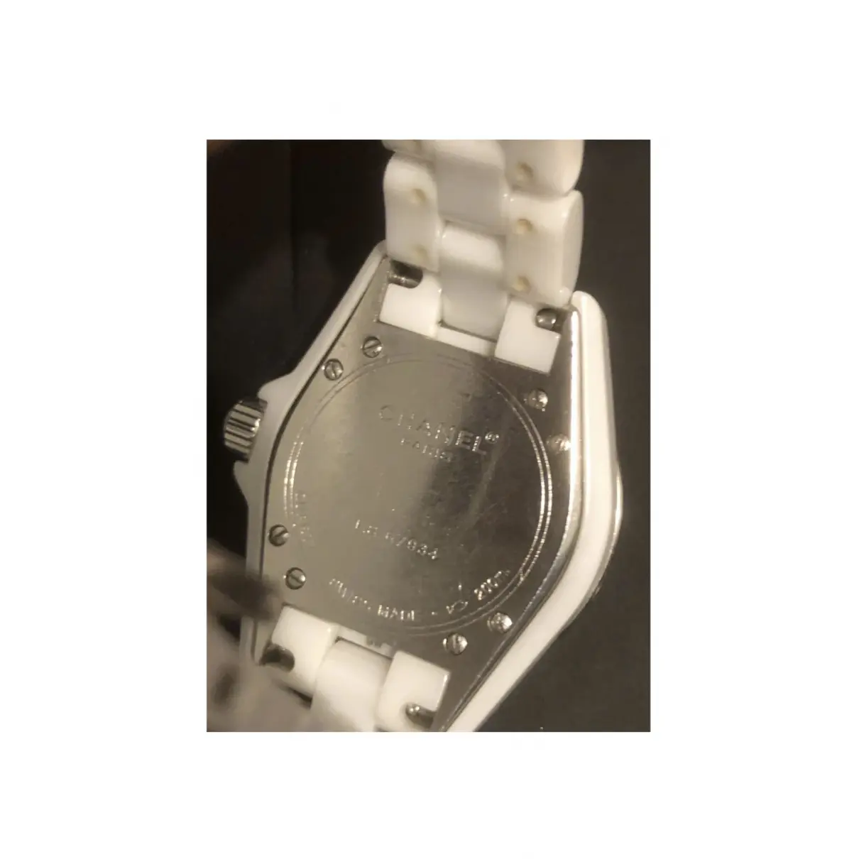 Buy Chanel J12 Quartz ceramic watch online