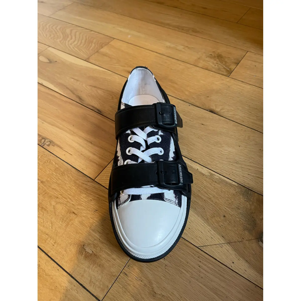 Cloth low trainers Burberry