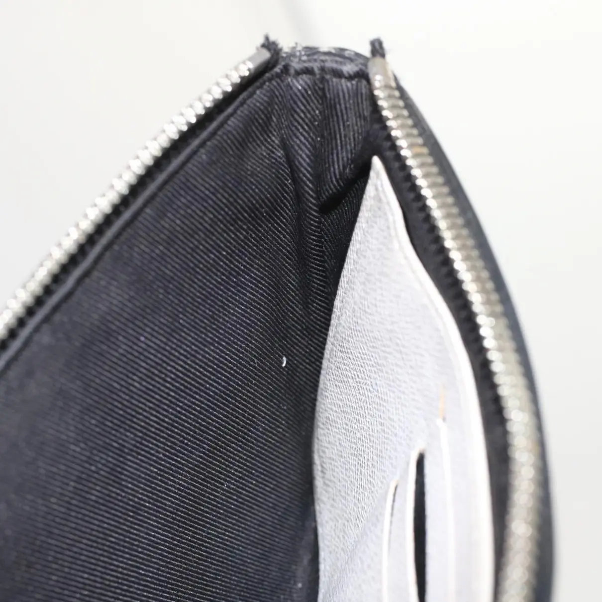 Discovery cloth clutch bag Louis Vuitton