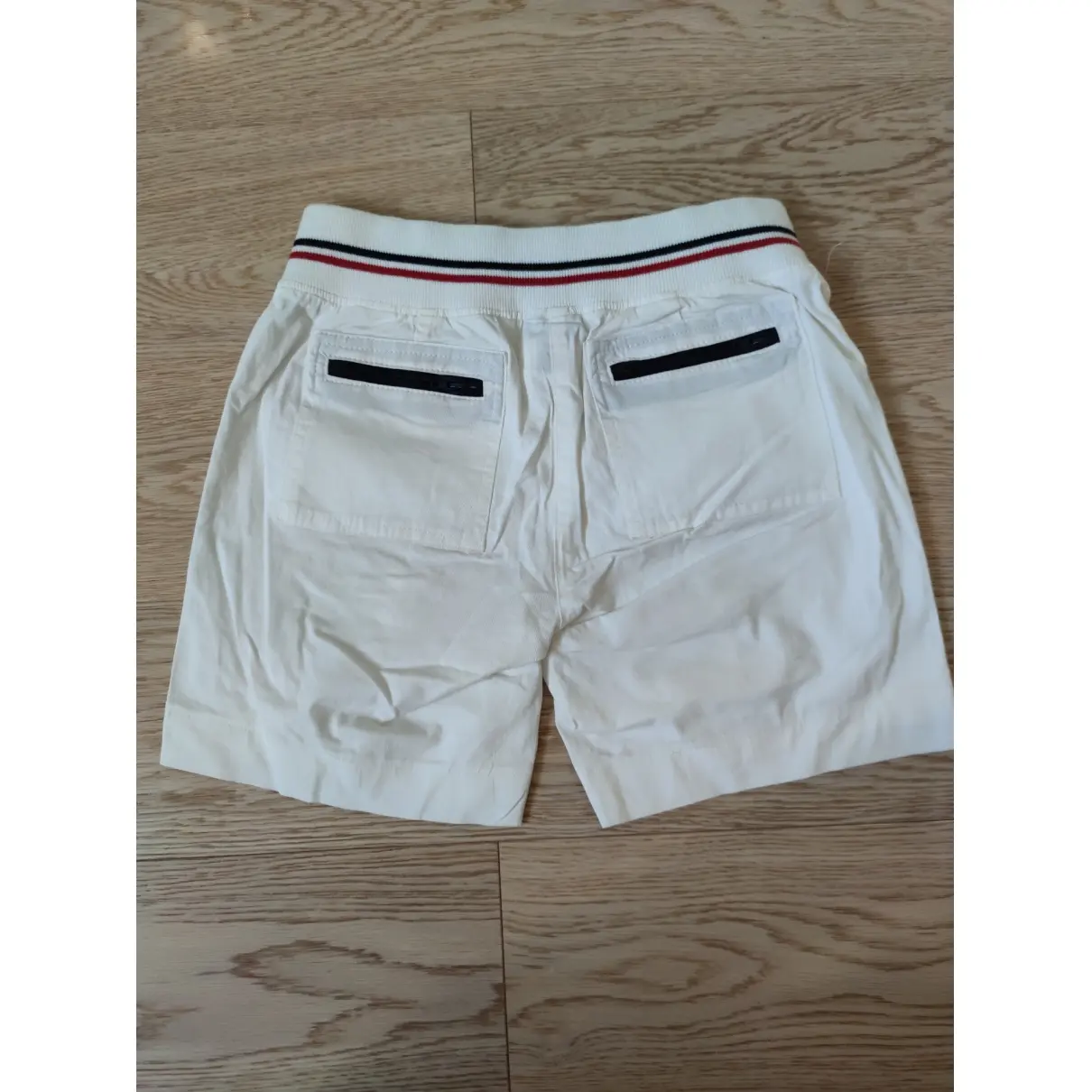 Buy D&G White Cotton Shorts online