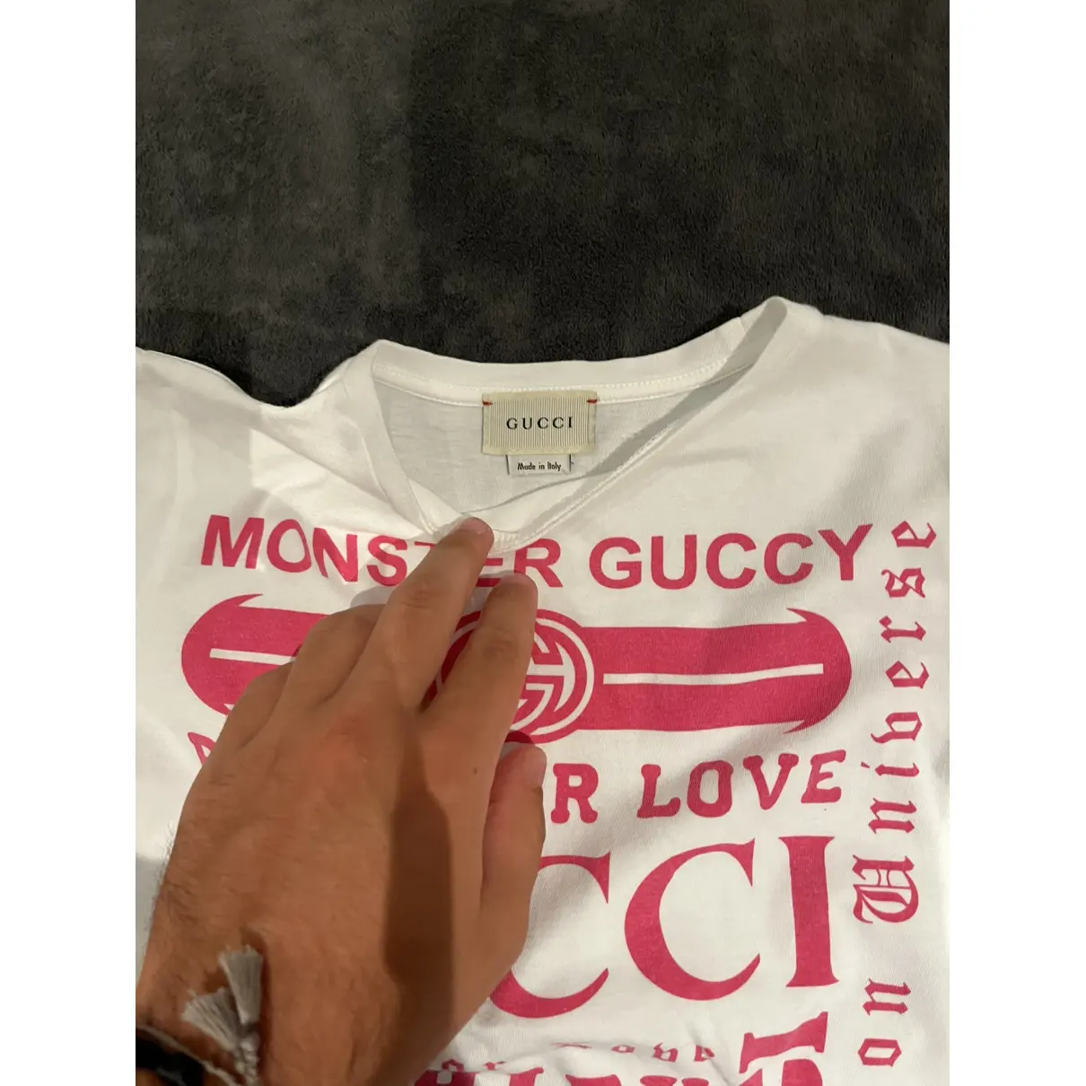 Buy Gucci T-shirt online