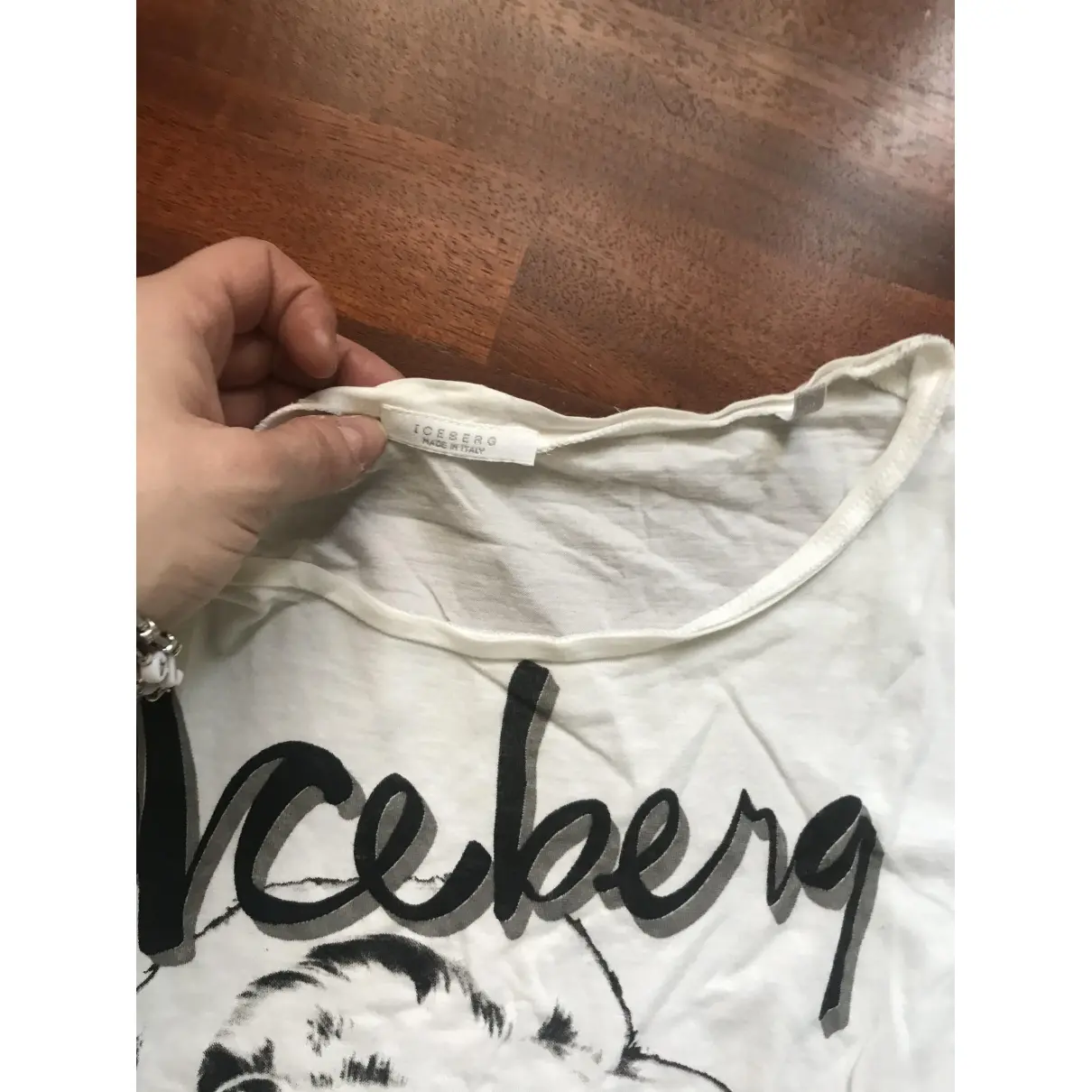 Buy Iceberg T-shirt online