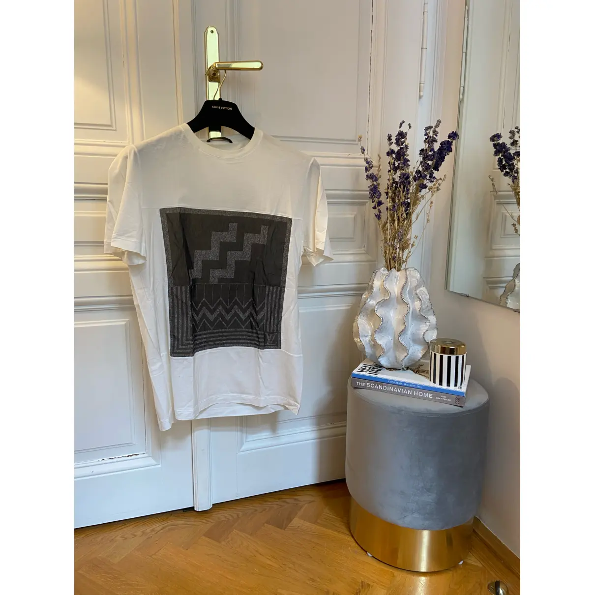 Buy Louis Vuitton T-shirt online