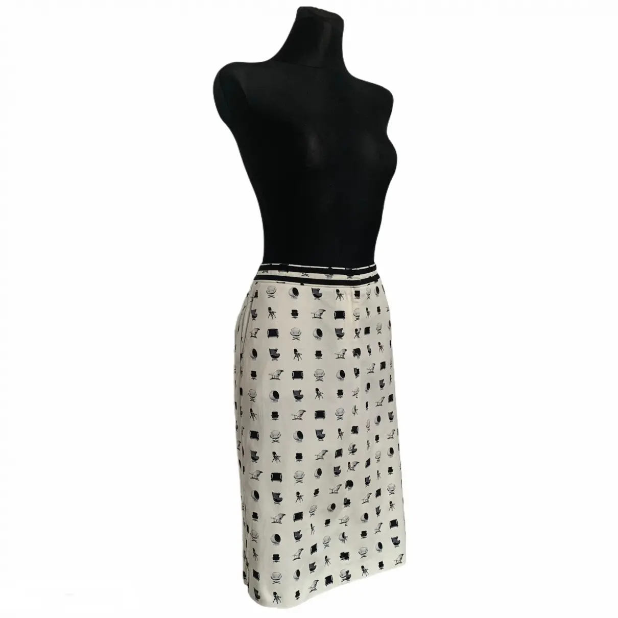 Mid-length skirt Pollini