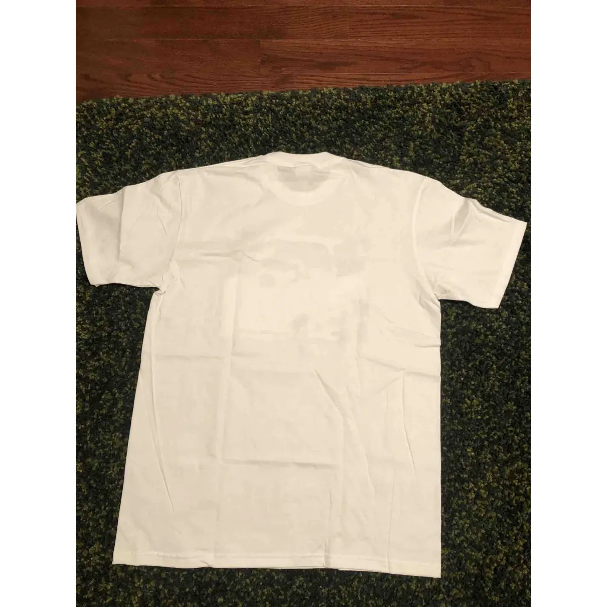 Buy Supreme White Cotton T-shirt online