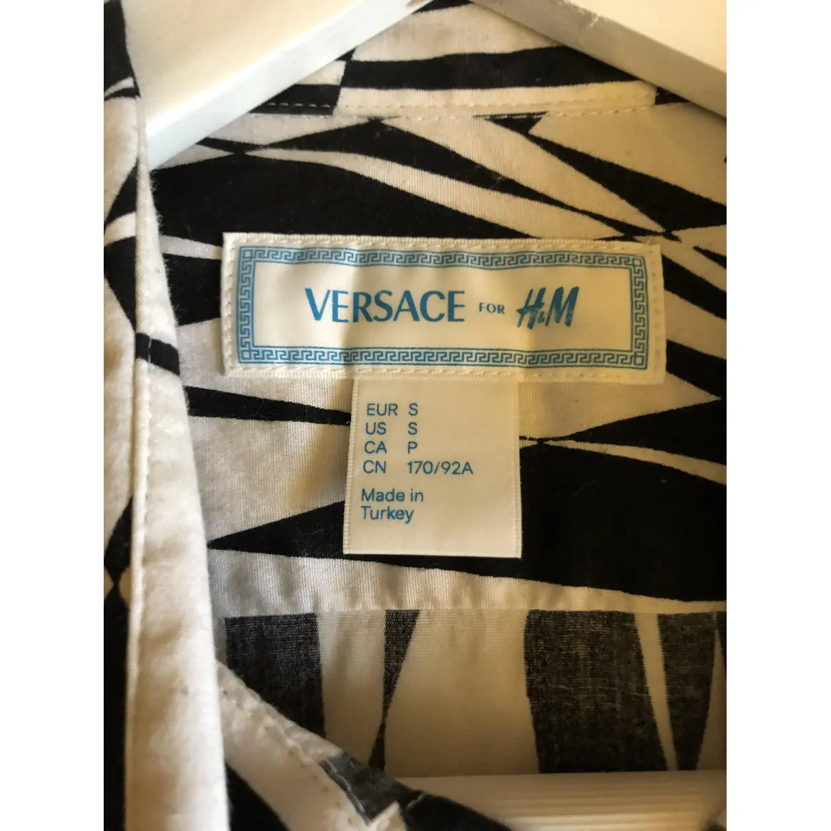 Luxury Versace x H&M Shirts Men