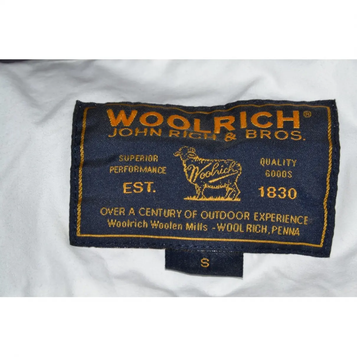 Buy Woolrich Caban online