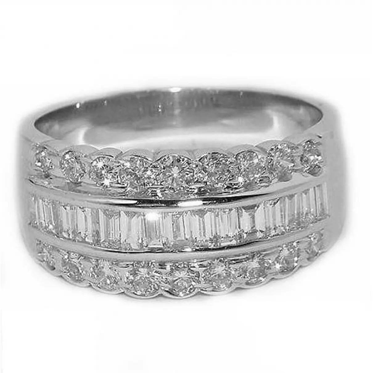 Ghaum White gold ring for sale