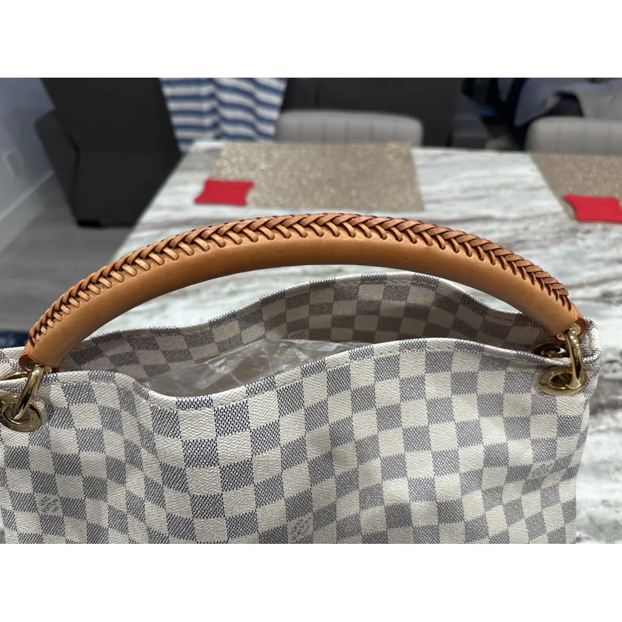 Artsy leather handbag Louis Vuitton