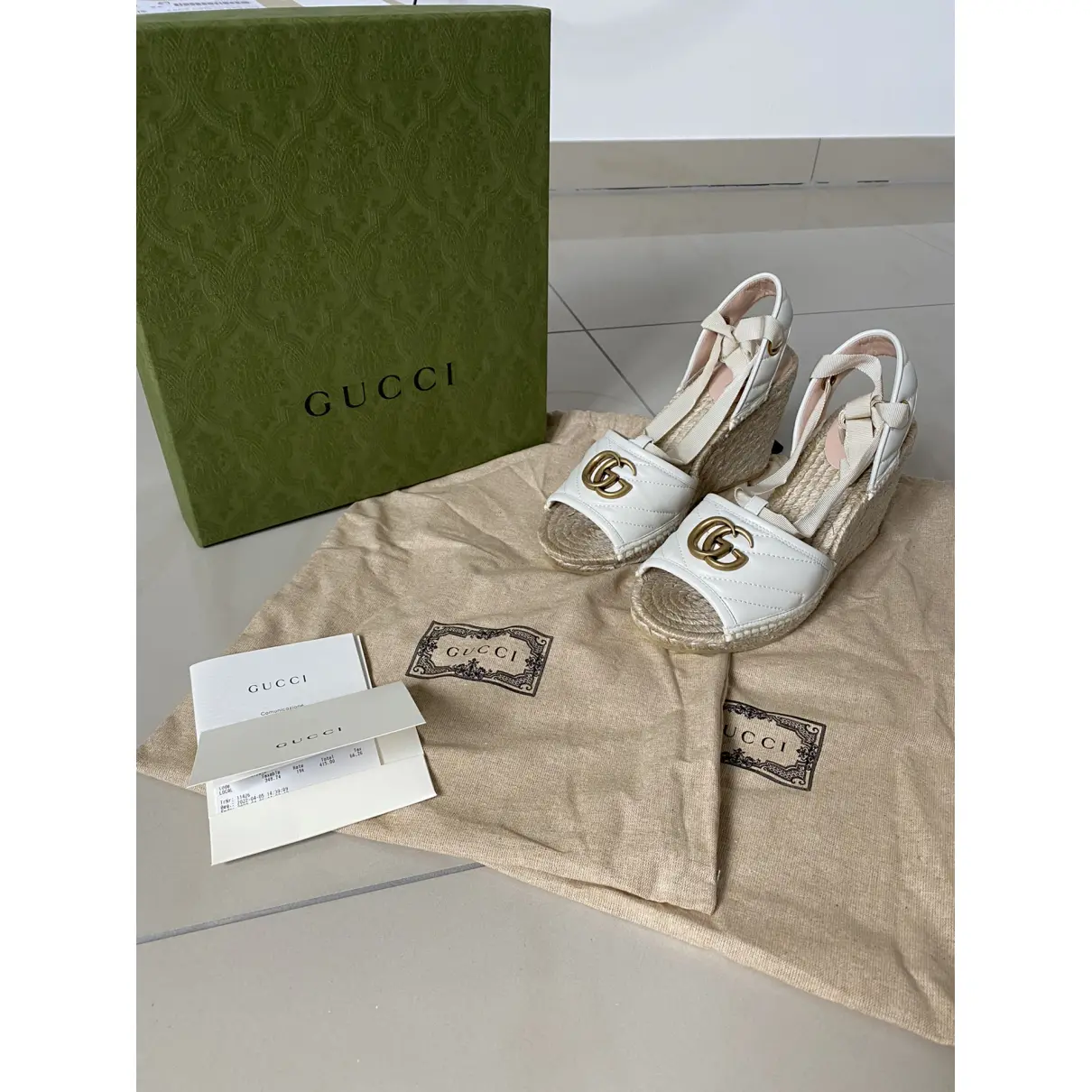 Double G leather sandals Gucci