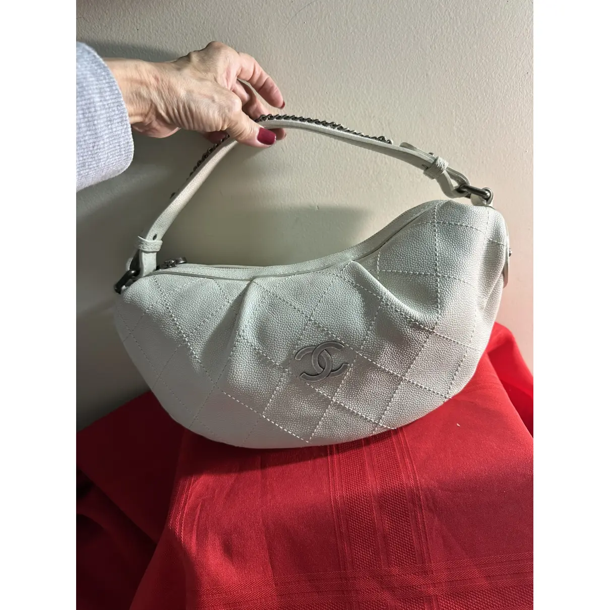 Buy Chanel Hula Hoop leather satchel online