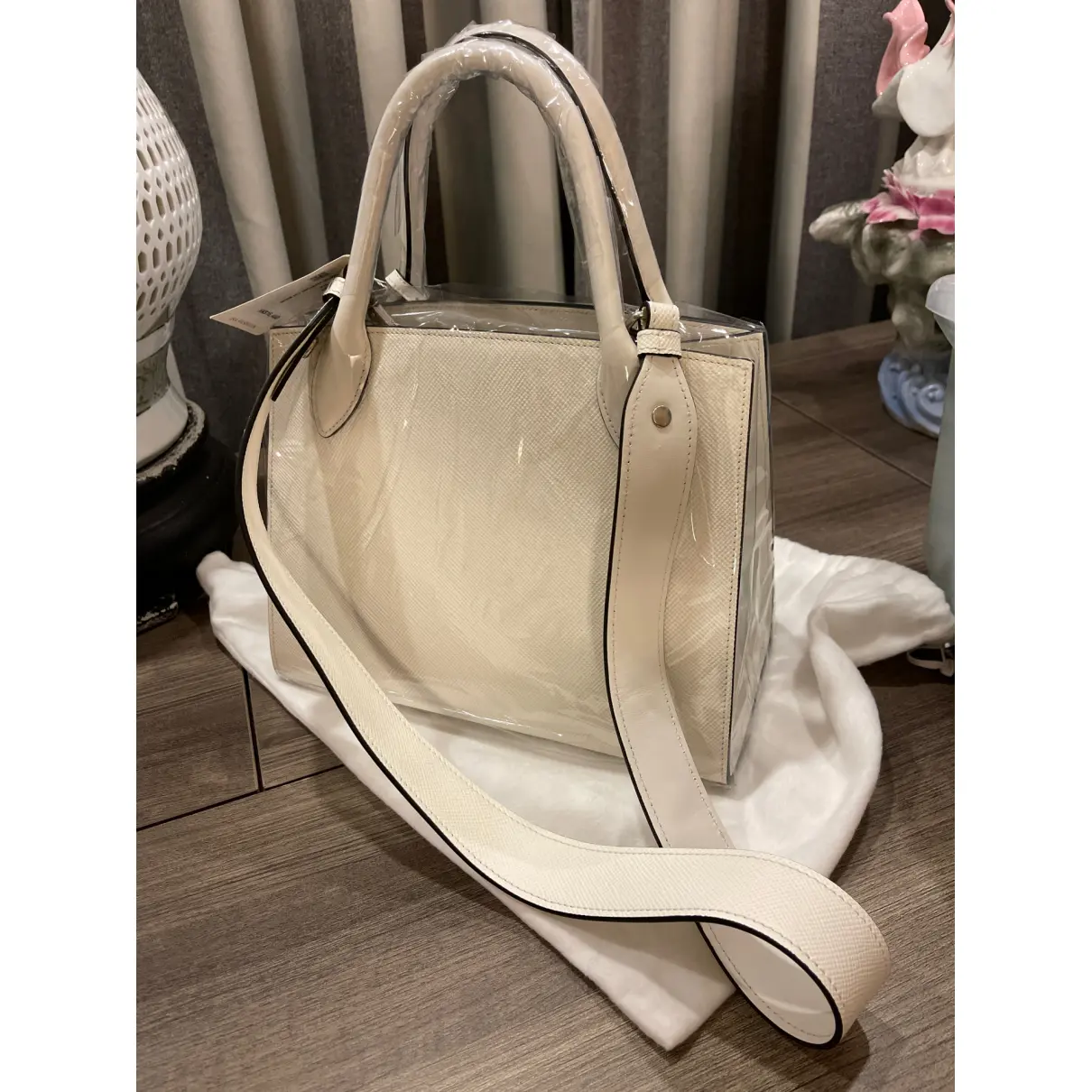 Monochrome leather handbag Prada