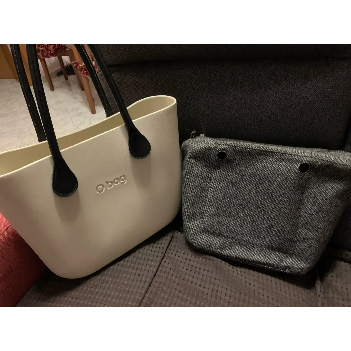 Buy O bag Leather handbag online