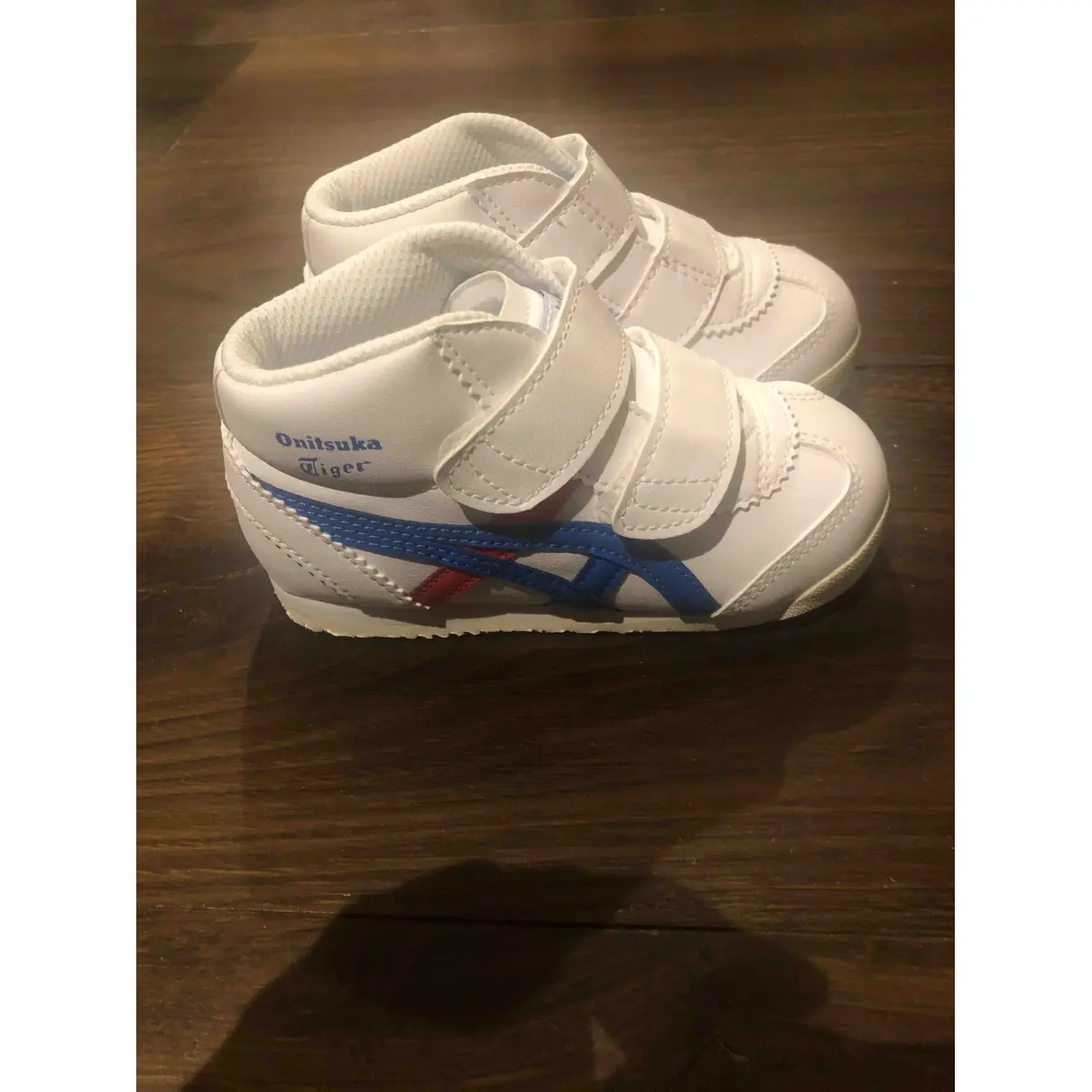 Buy Onitsuka Tiger Leather trainers online