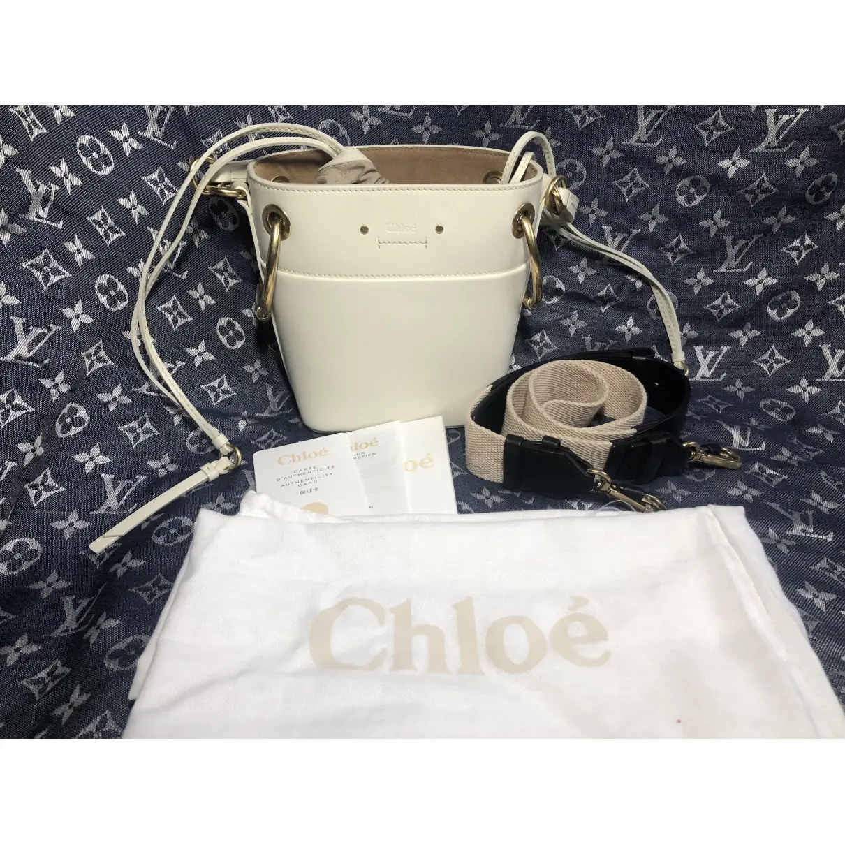 Buy Chloé Roy leather bag online