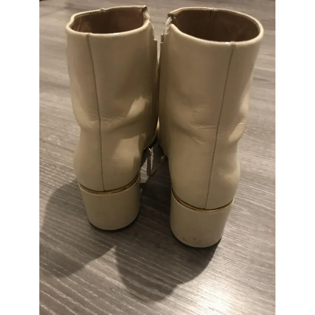 Leather boots Tory Burch
