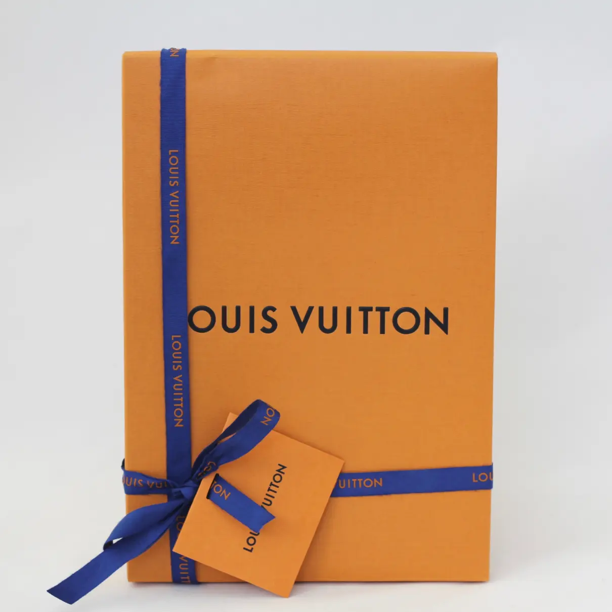 Buy Louis Vuitton Fashion online