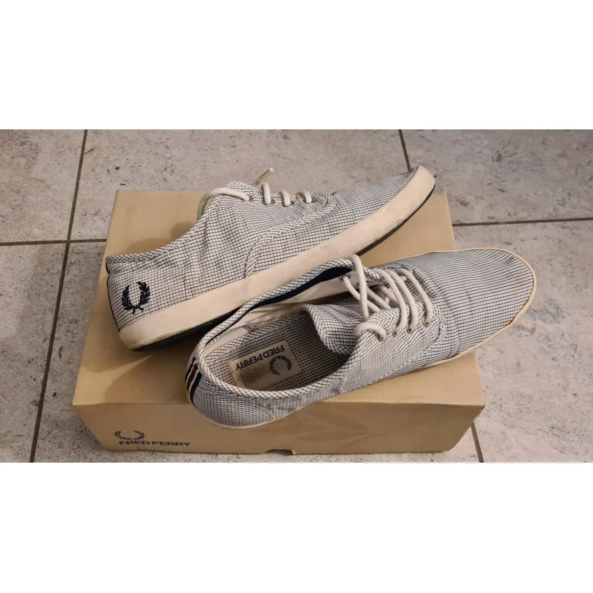 Luxury Fred Perry Trainers Men