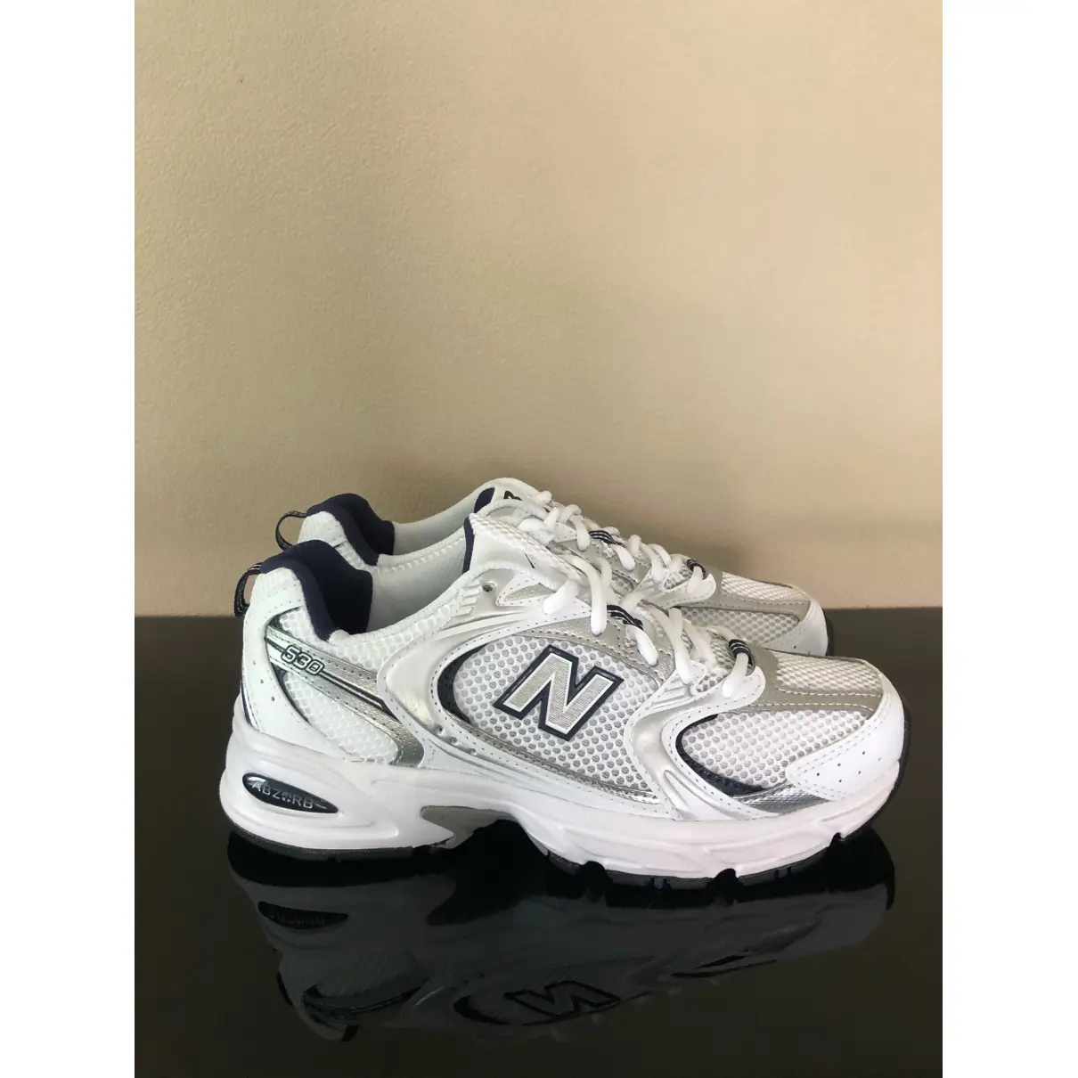 Buy New Balance 530 trainers online