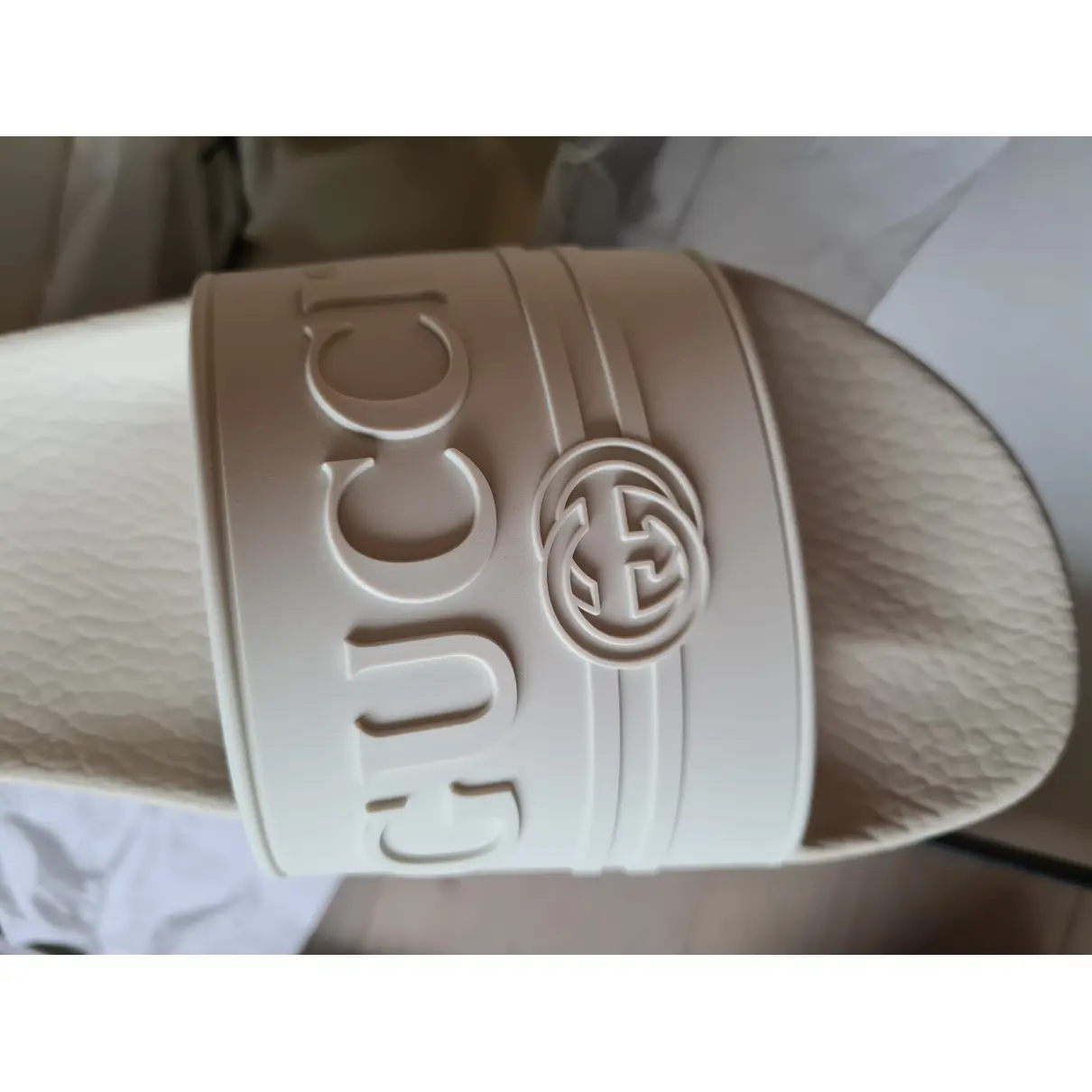 Buy Gucci Flip flops online
