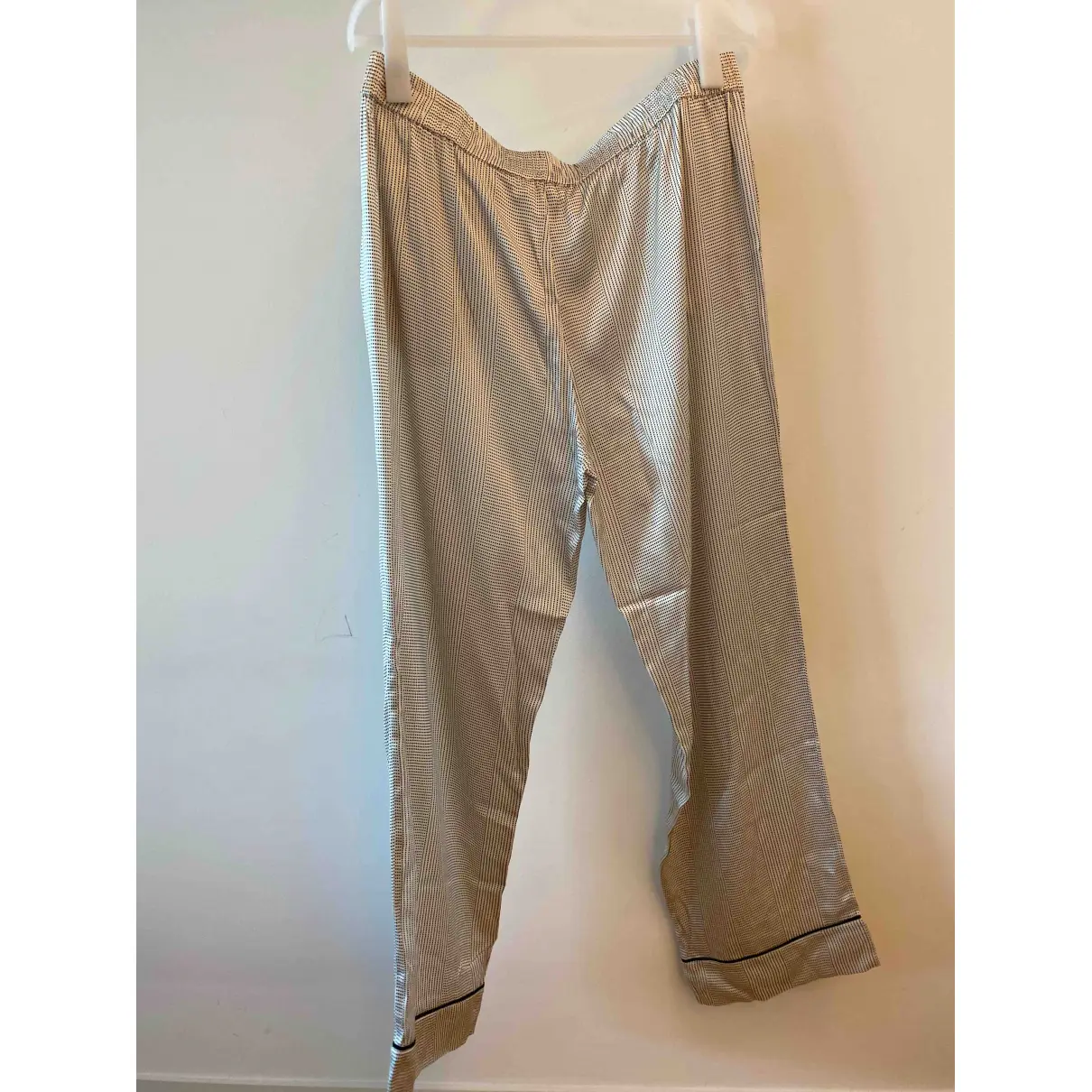 Buy Asceno Silk straight pants online