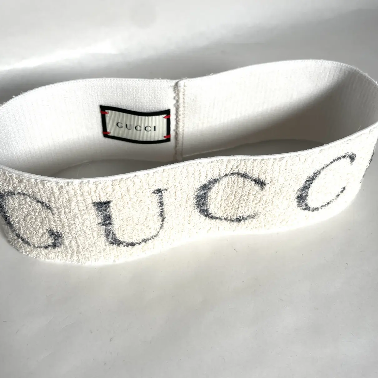 Silk hair accessory Gucci