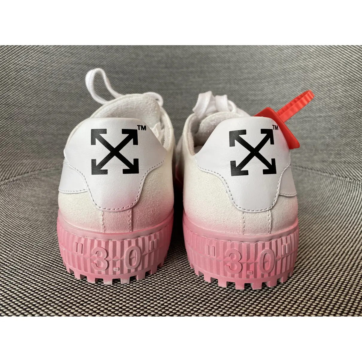 Arrow trainers Off-White