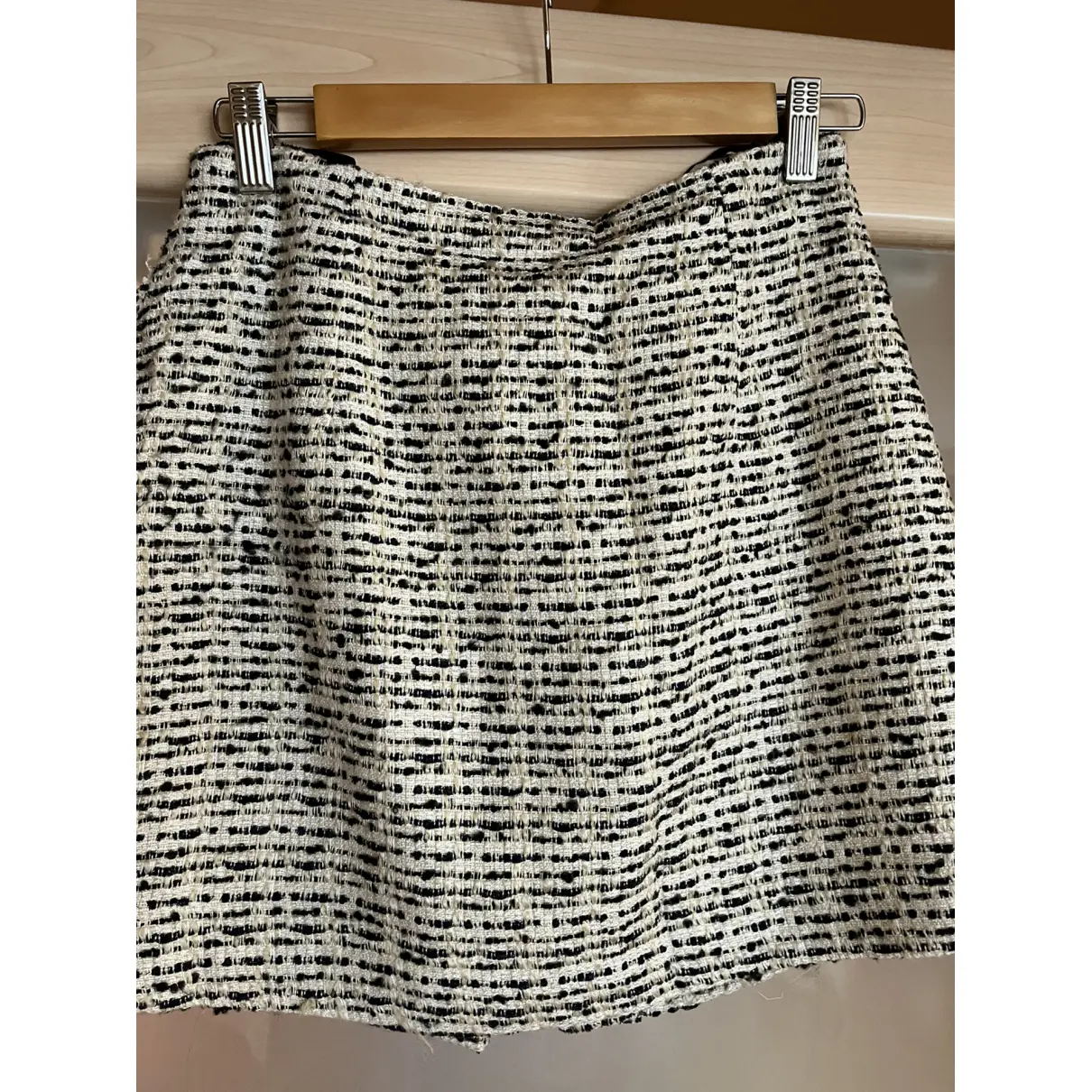 Tweed mini skirt Mango