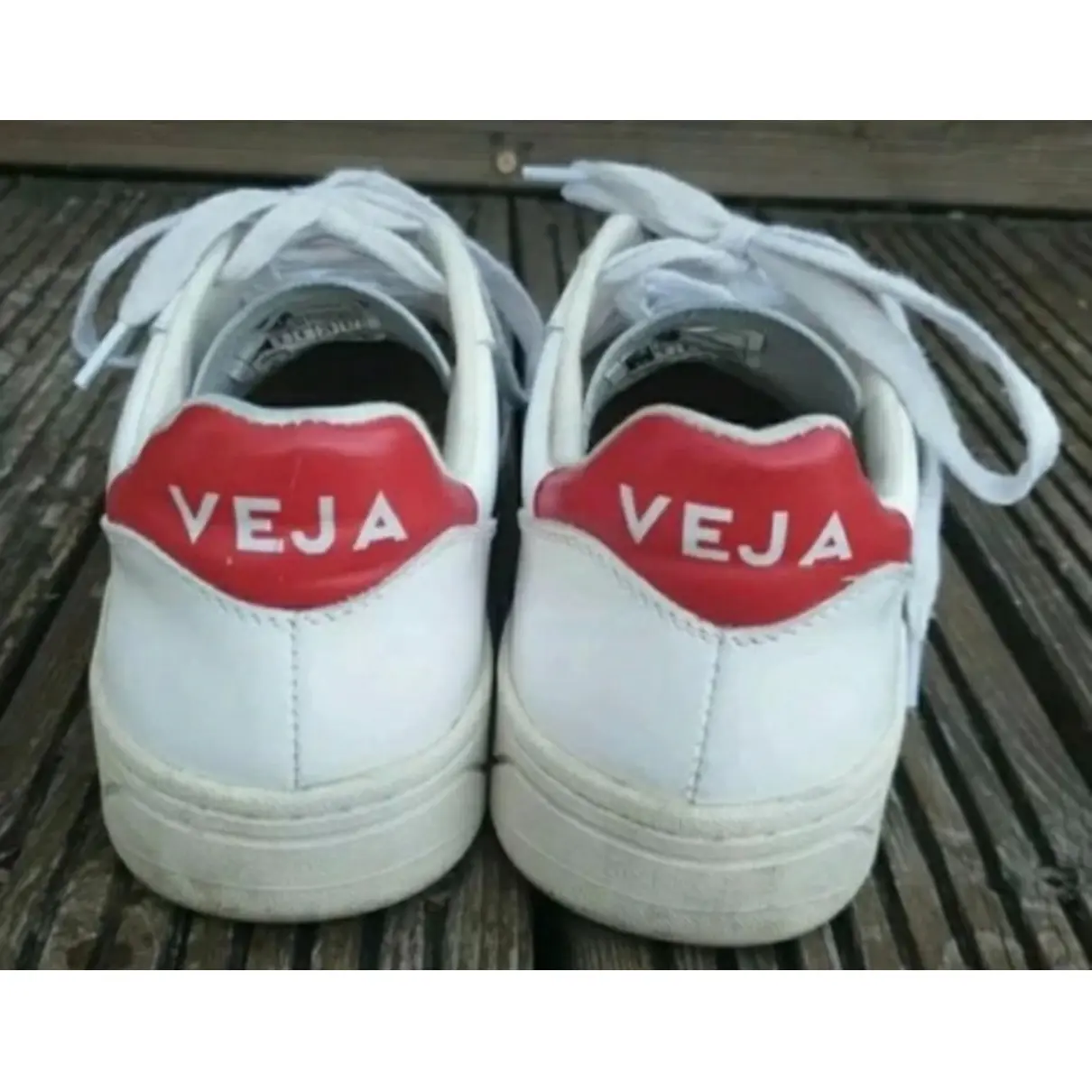 V-10 vegan leather trainers Veja