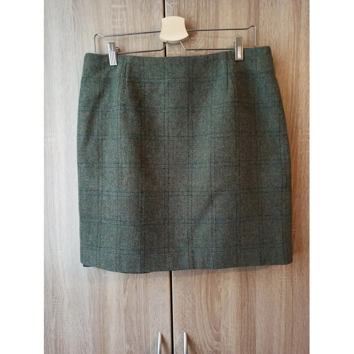 Buy Gant Wool mid-length skirt online
