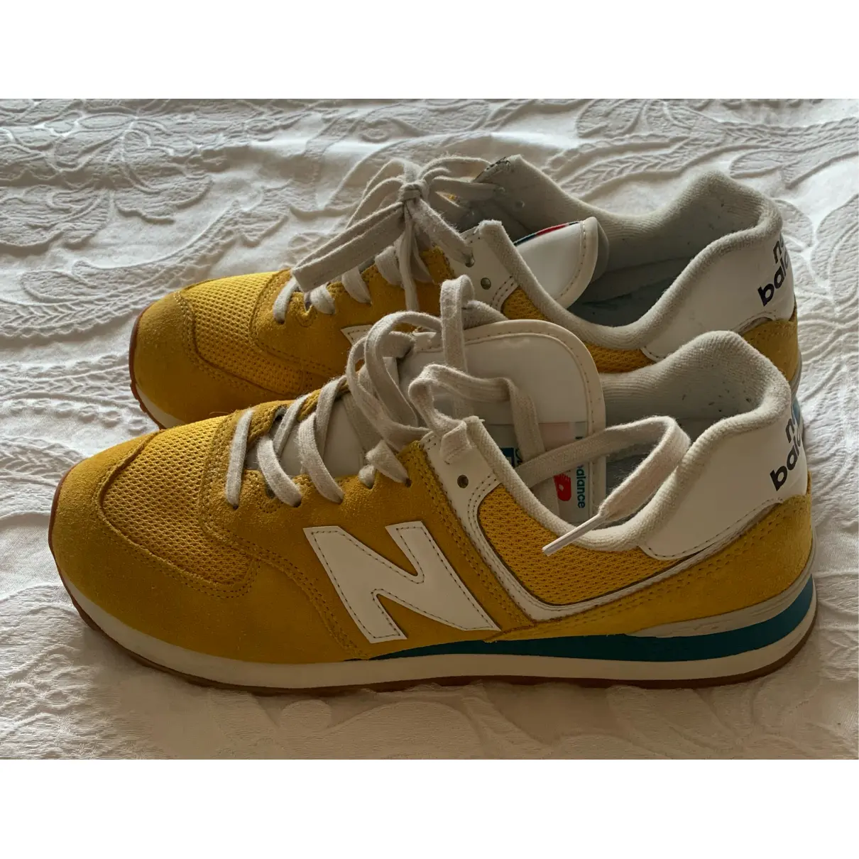 Buy New Balance 574 cloth low trainers online