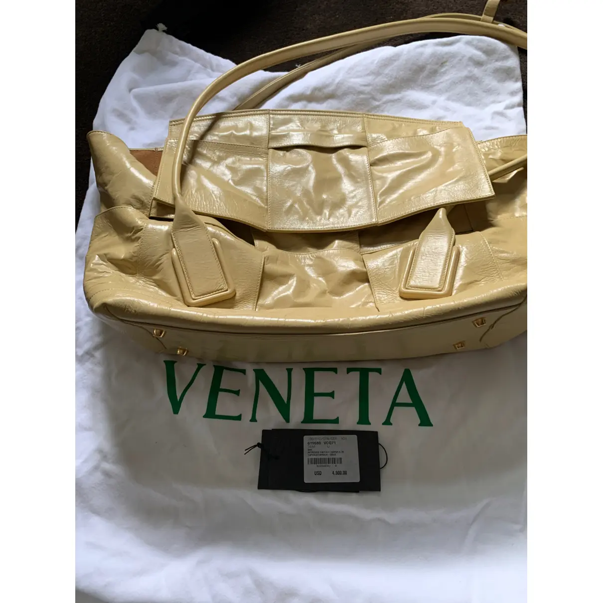 Buy Bottega Veneta Arco leather crossbody bag online