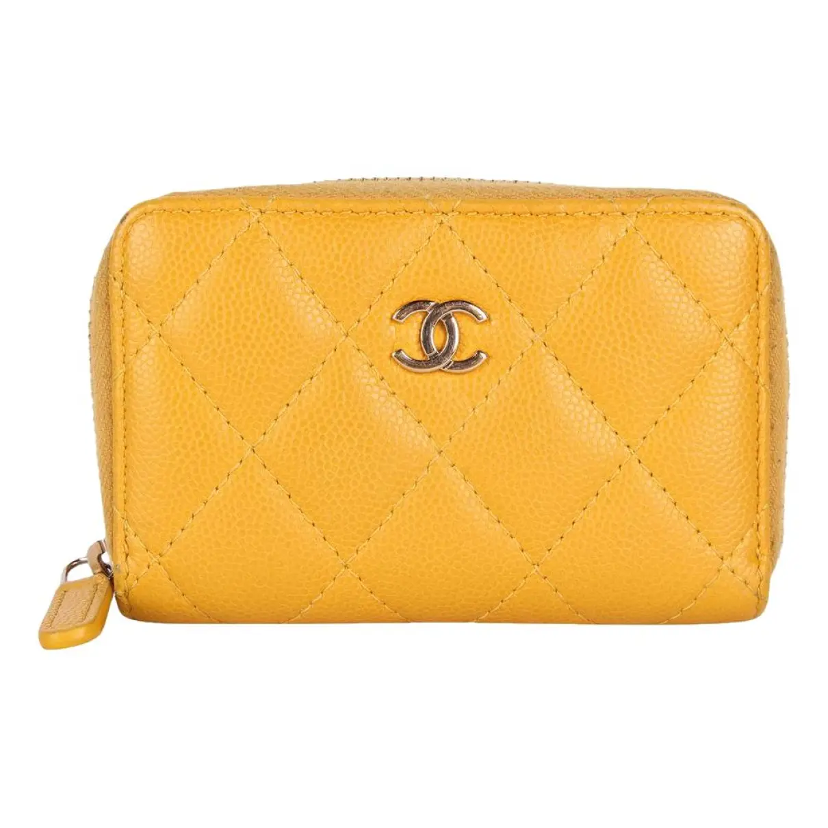 Chanel 19 leather purse