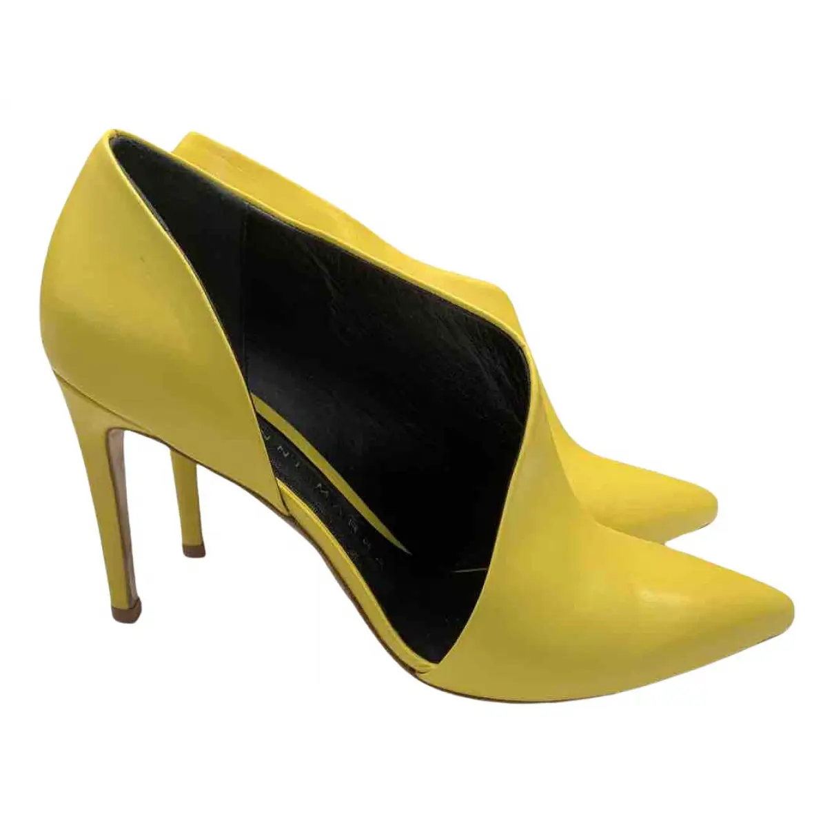 Leather heels Gianni Marra