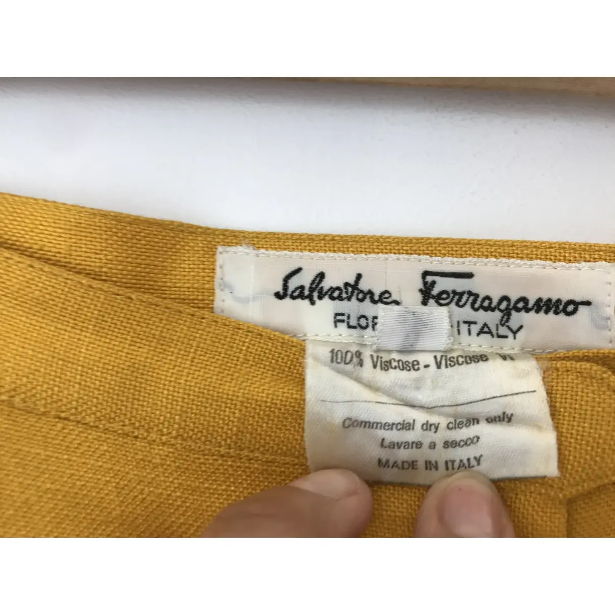 Mid-length skirt Salvatore Ferragamo - Vintage