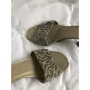 Arielle leather flip flops Gucci