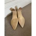 Leather heels Ivanka Trump
