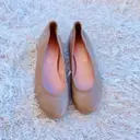 Buy Pretty Ballerinas Leather ballet flats online