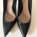 Leather heels Alexander McQueen