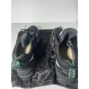 Flashtrek leather low trainers Gucci