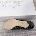 Buy Manolo Blahnik Hangisi leather heels online