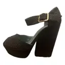 Leather heels Paola D'Arcano